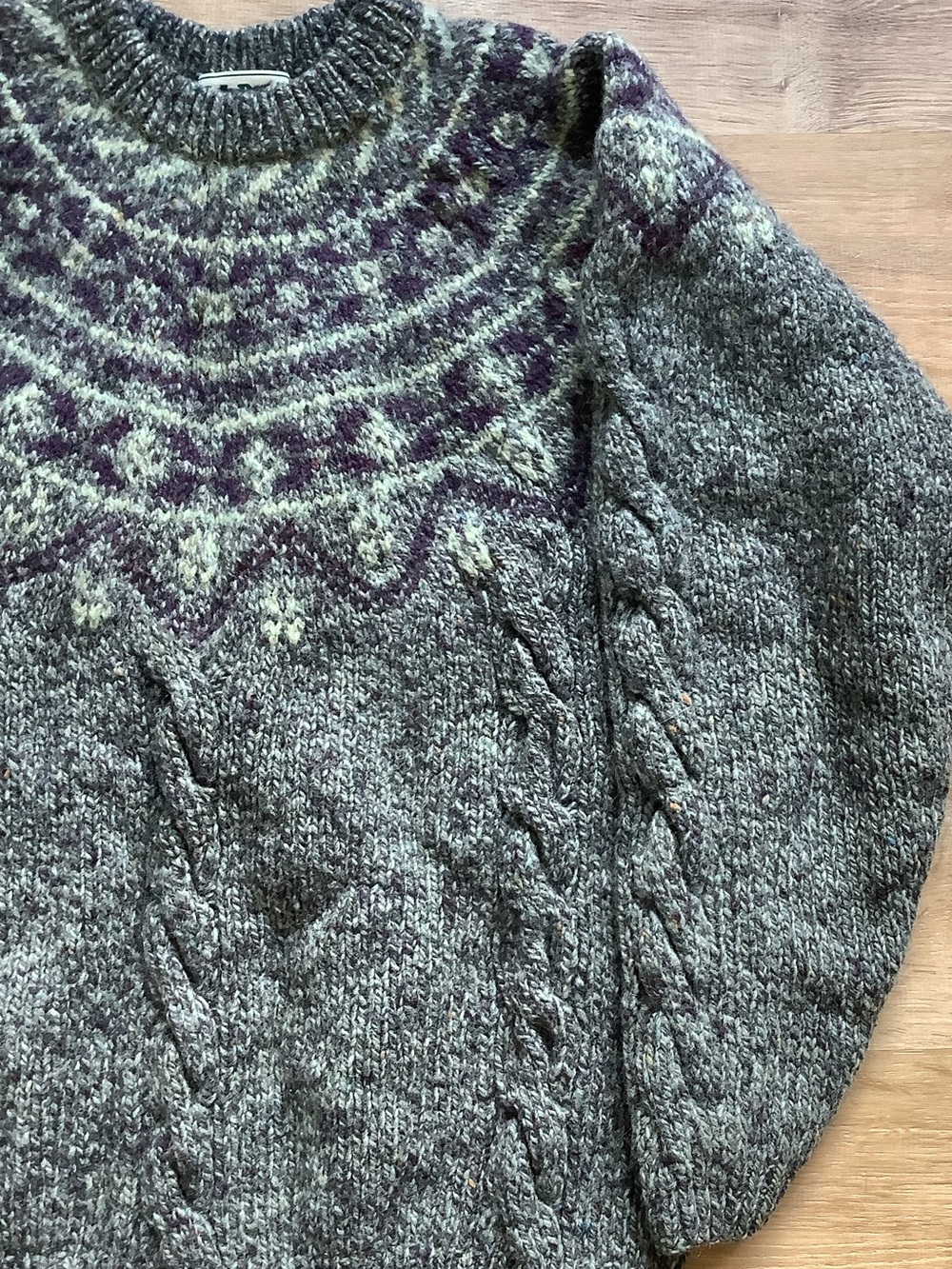 L.L. Bean Vintage Wool Silk Fair Isle Cable Knit Sweater Large - Picture 2 of 8